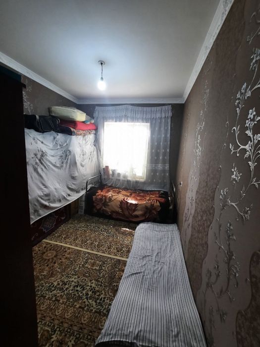 Срочно продается 4х комнат кв 10 м.район