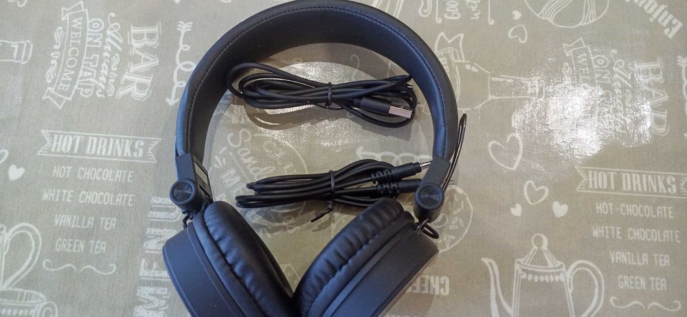 Продавам безжични слушалки Силвъркрес