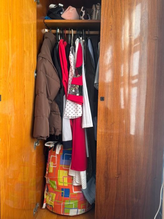 шкаф старый коричн