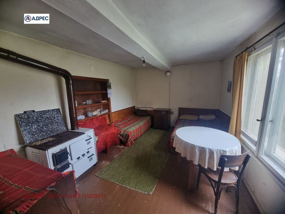 Продава се Къща в Тръстеник - 60 кв.м за 834 €/кв.м - Снимка #3