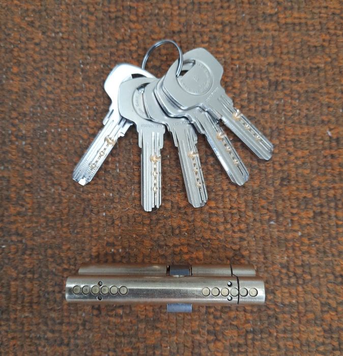 Секретен патрон Yale - Нов