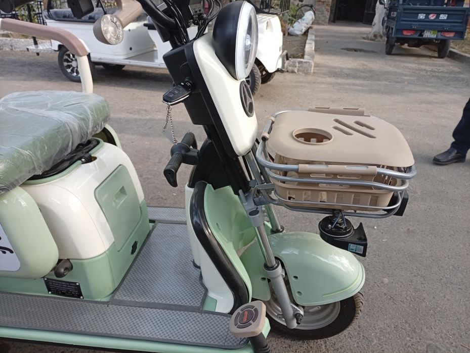 Elektro skuter 20li akumlatotdan 5 ta