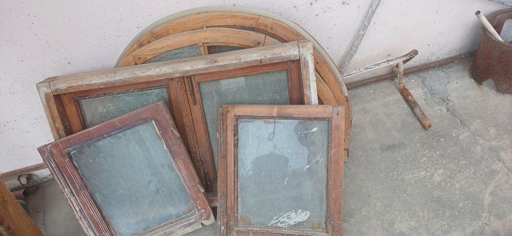 Эшик ва ойна ромлари