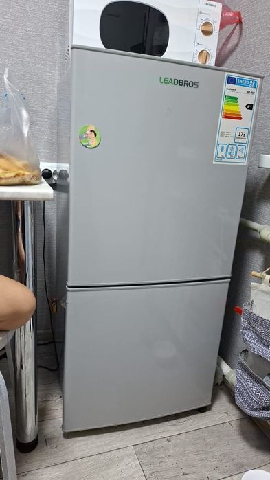 Холодильник 135 см