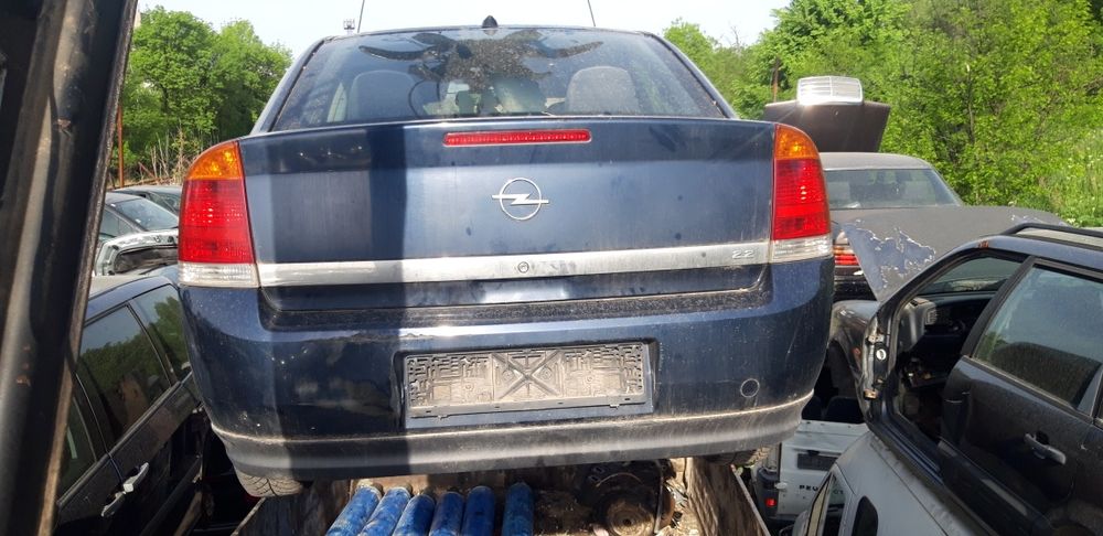 Opel vectra 2004 2.2 бензин