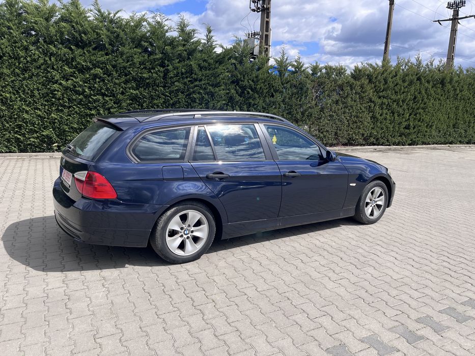 Vând Bmw 320i sau e90