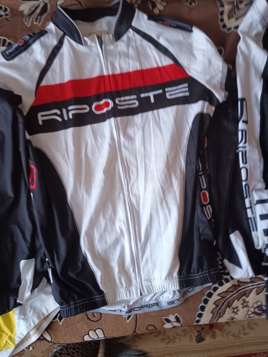 Продам комплекты форму для велоспорта