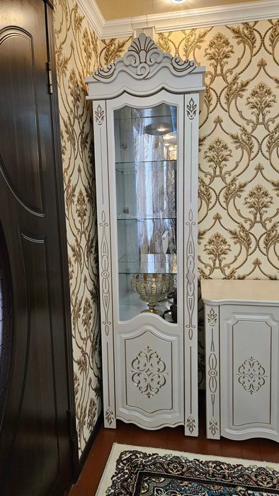 Продаётся комплект мебели: комод + 2 пенала