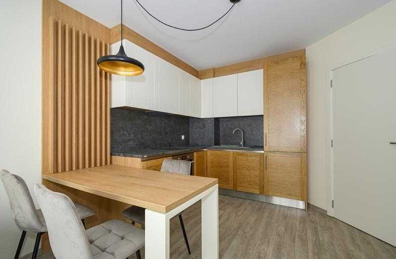 Дава се под наем Двустаен апартамент в Бургас, Лазур - 65 кв.м за 797.64 € - Снимка #1