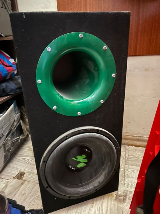 Продам сабуфер и.