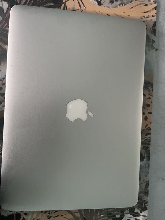 Macbook Air 6,2