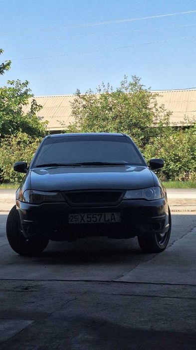 2009 qora Nexia 2 sotiladi