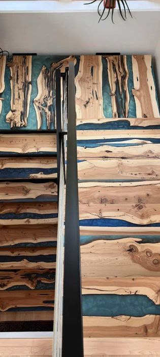 Изработка на кухненски плотове от епоксидна смола,дизайнерски настилки от епоксидна смола,трапезни маси от епоксидна смола,стъпала от епоксидна смола