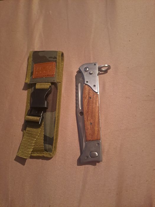 Vând briceag AK-47 CCCP 35CM