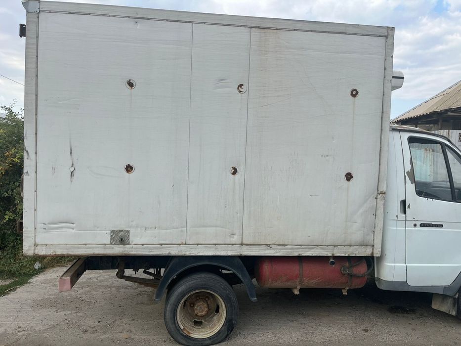 Продаю газел по договорнгй цене