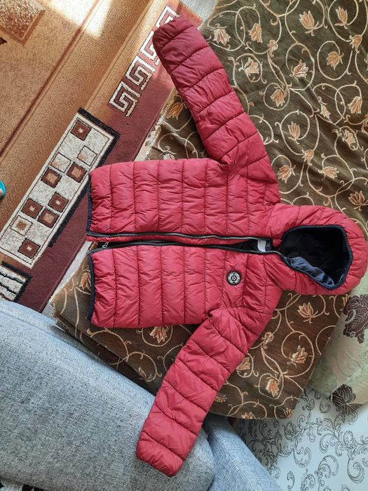 Продам куртку для мальчика