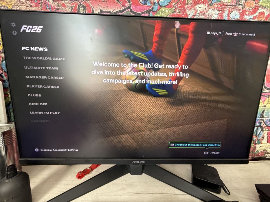 Продавам Playstation 4 pro