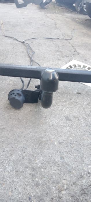 Vând cârlig remorcare