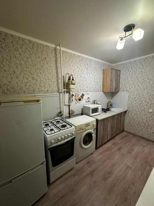 Продам 2хком квартиру район Пирамиды.