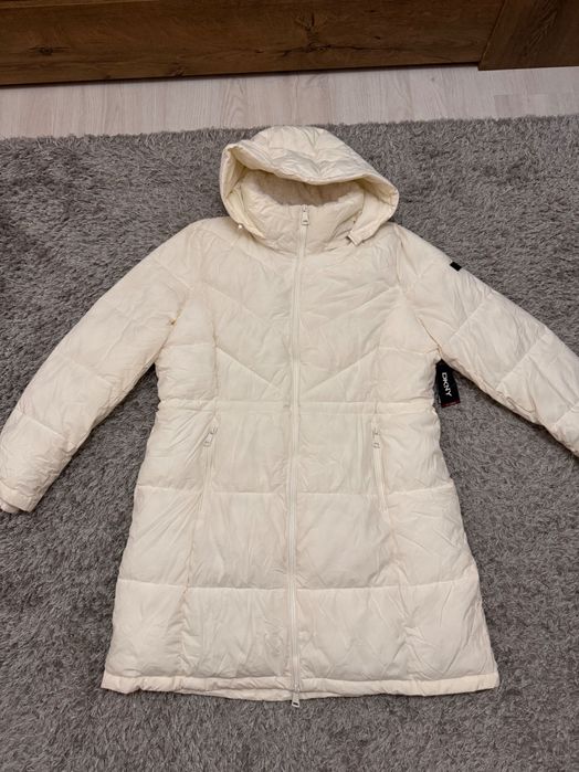 Оригинално яке DKNY Ново