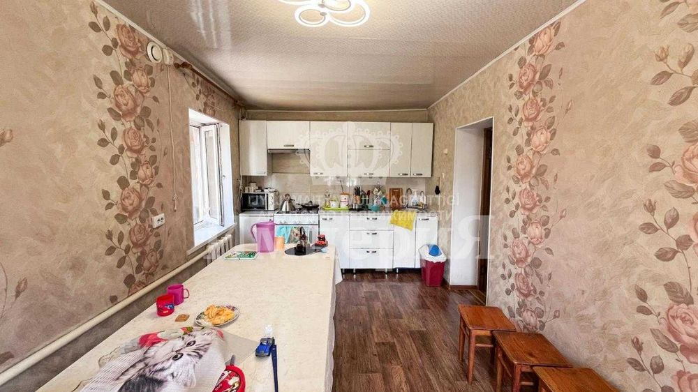 Продается частный дом в центре Наримат Империя