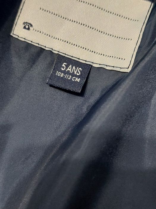 De vânzare geaca noua, Kiabi, mărimea  108-113 cm