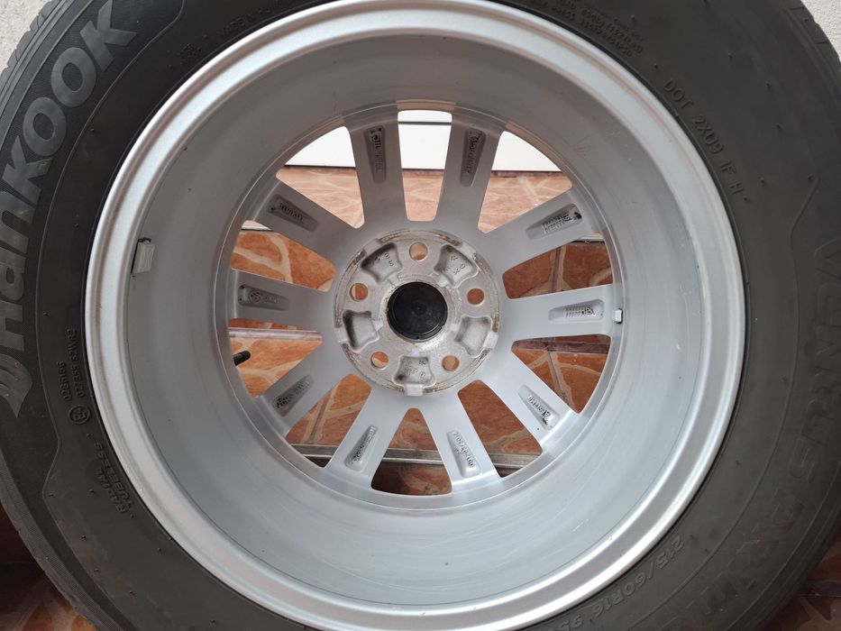 Set jante VW Passat B8 5x112 + anv. vara 215 60 R16, dot2023/2024, 7mm