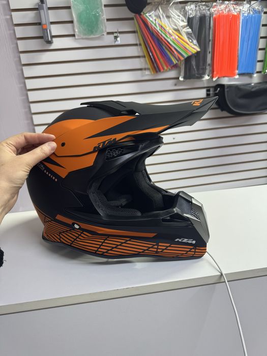 Мотошлем кроссовый, шлем эндуро