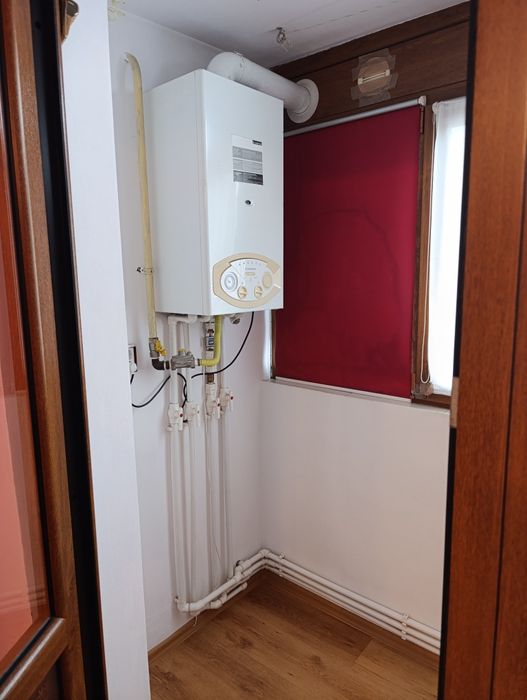 Proprietar vand apartament 2 camere – zonă liniștită