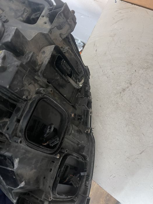 Far dreapta Mercedes S-class W221 Facelift bixenon ILS FULL