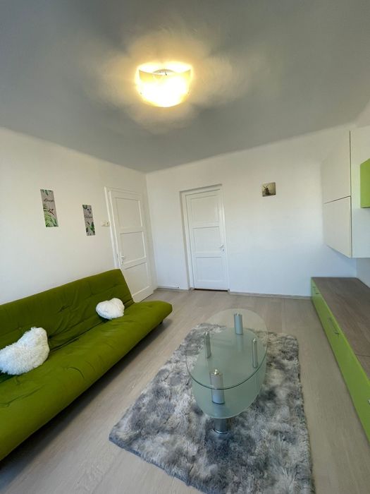 Inchiriez apartament in centru Tg. Mures