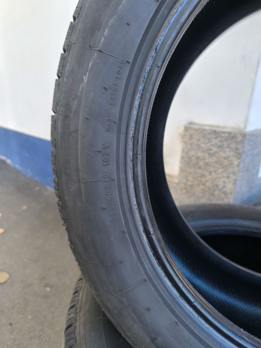 Гуми Uniroyal 255 50 19