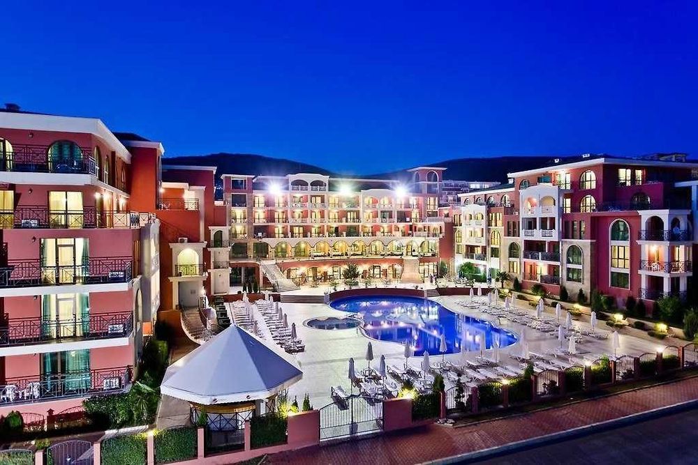 Продава се Двустаен апартамент в Свети Влас - 63 кв.м за 1231 €/кв.м - Снимка #14