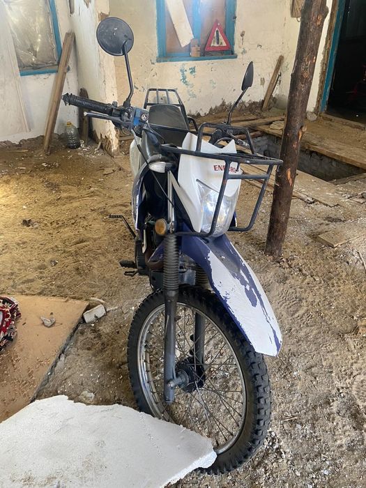 Продадам мотоцикл Яки 250куб