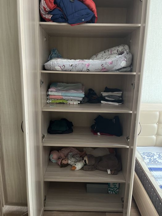 Спальный гарнитур(шкаф кровать)