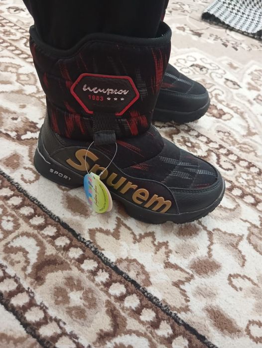 Новые Зимние сапоги для мальчика
