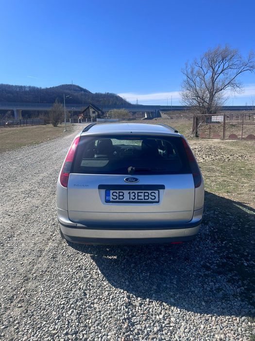 Vând Ford Focus mk2