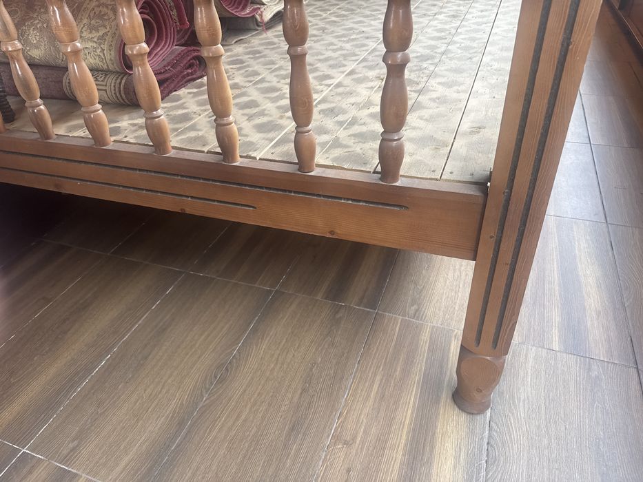 Тапчан деревянный