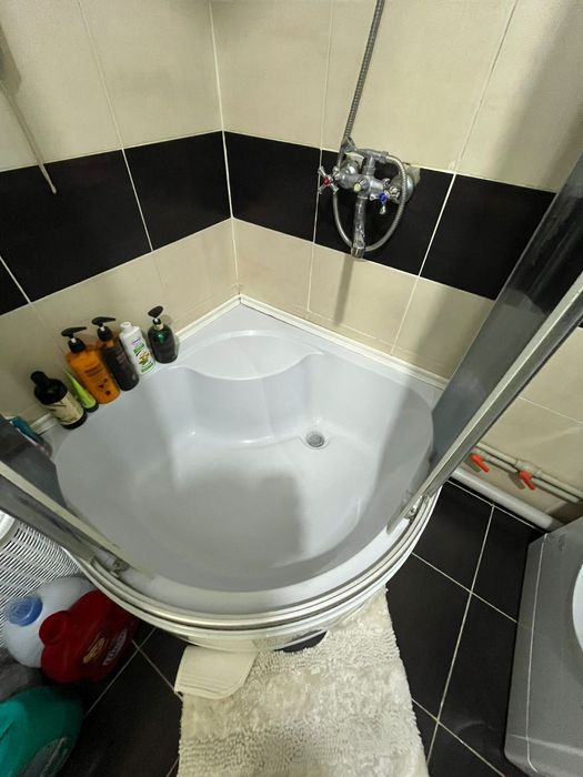 Продам душевую кабину