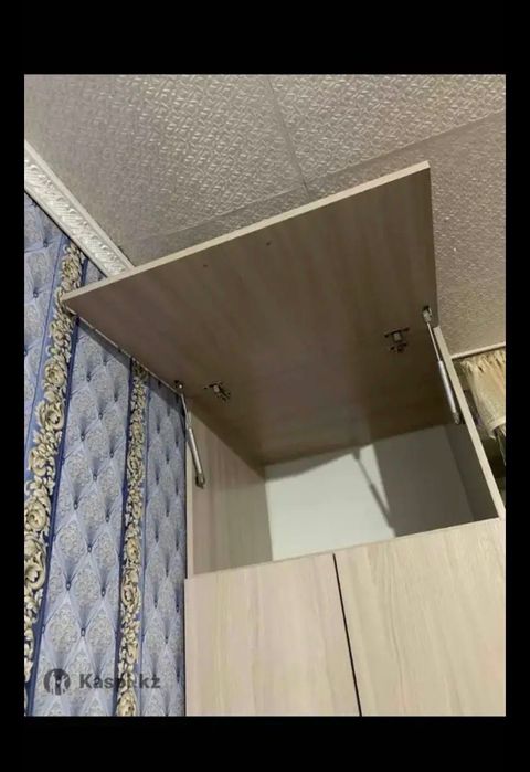 Продам шкафы  б.у