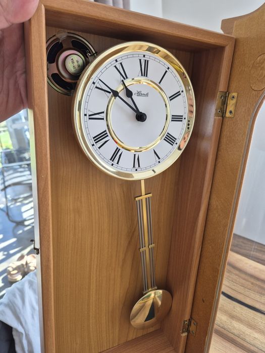 Ceas cu pendul pe baterie