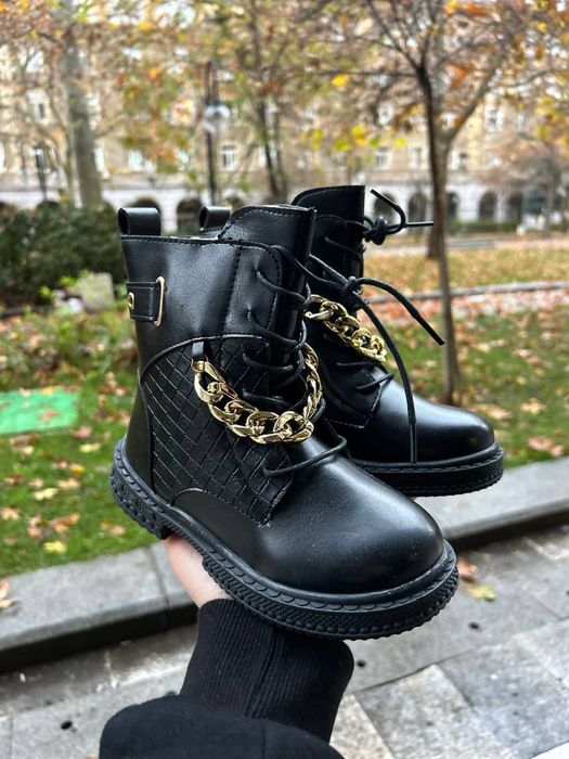 Кожени боти за момиче