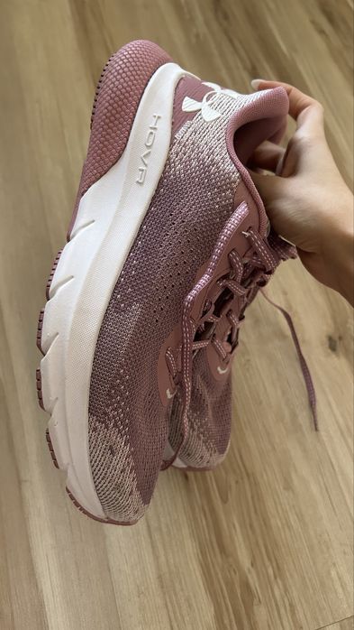 Under Armour женски спортни обувки