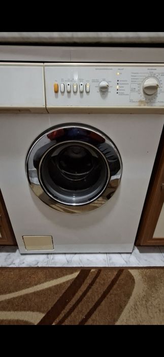 пералня MIELE...