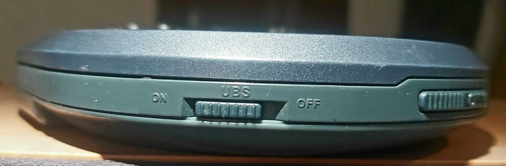 CD Player Portabil Grundig Squixx CDP 4100