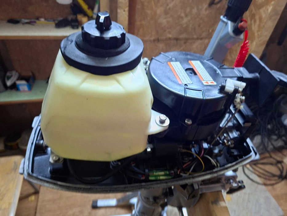 Лодочный мотор Sharmax 5 л.с.