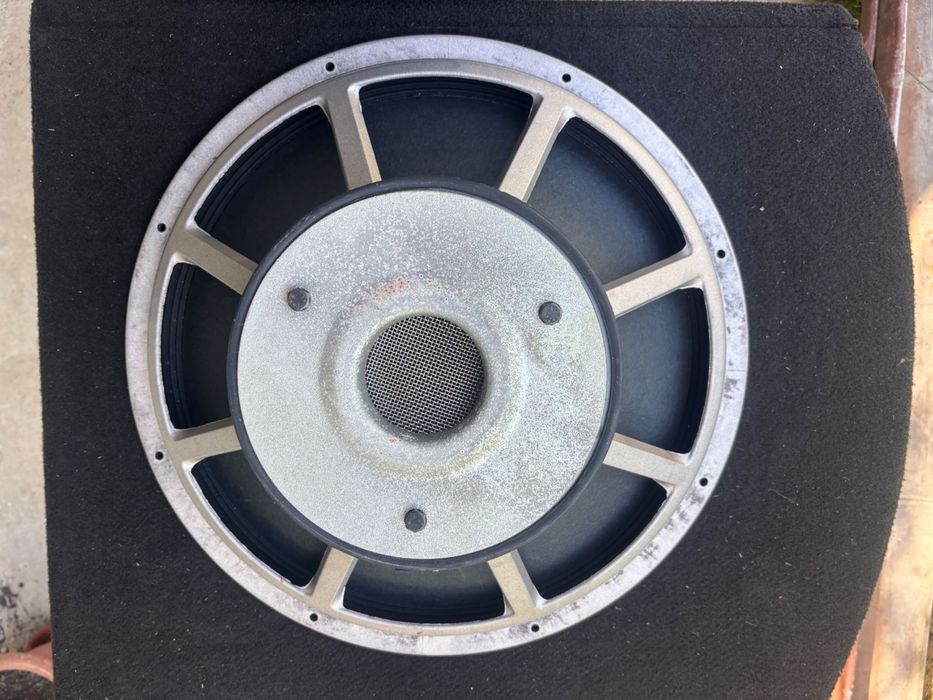 Vand 2 sub Peavey 118XT
