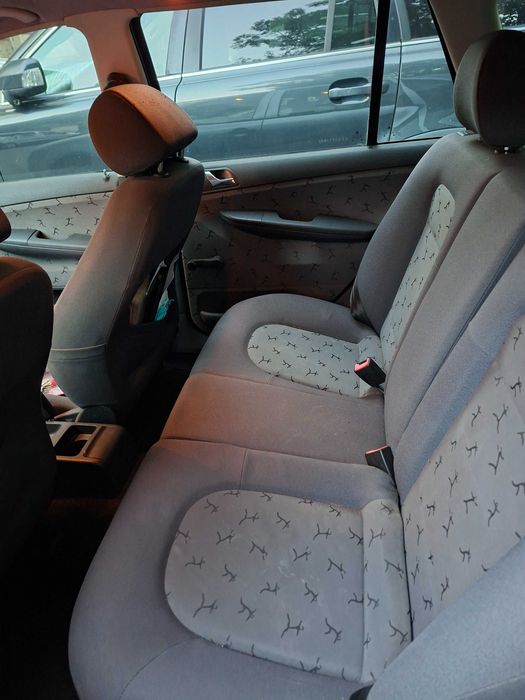 Продавам Skoda Fabia 2003г. в добро състояние