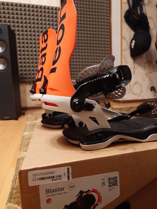 Крепления Bataleon Blaster AsymWrap Neon Red/White