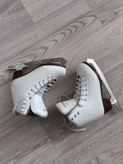 Продам коньки Prime